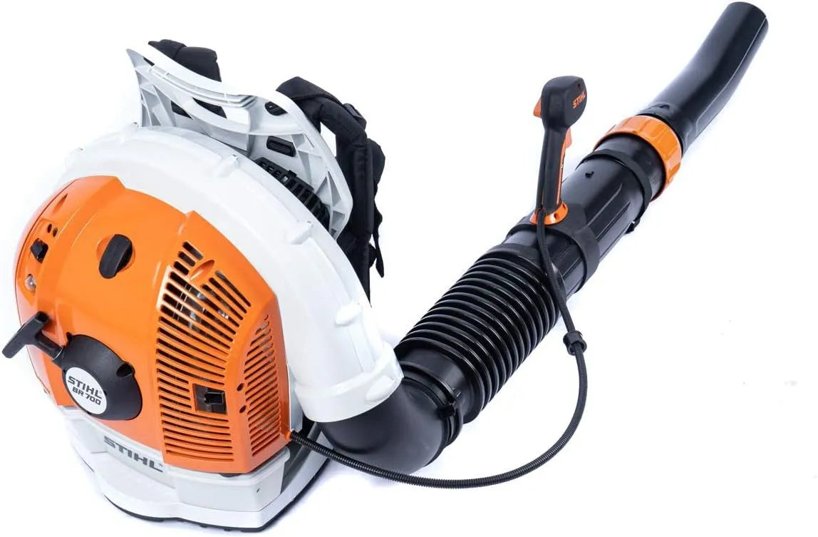 STIHL Laubbläser BR 700, mit längenverstellbarem Blasrohr und Einer max. Blaskraft von 88 m, rückentragbarer Profi