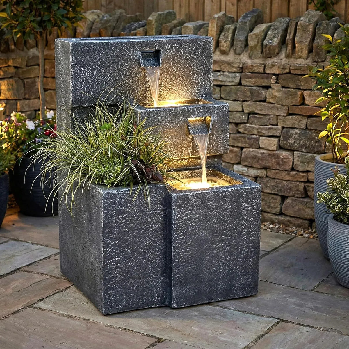 Bepflanzbar mit LED Beleuchtung Springbrunnen 'Grada', Wasserfall Gartenbrunnen Kaskade Terrassenbrunnen